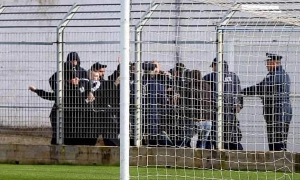 Εύβοια: Σοβαρά επεισόδια και επέμβαση των ΜΑΤ σε ποδοσφαιρικό αγώνα ερασιτεχνών